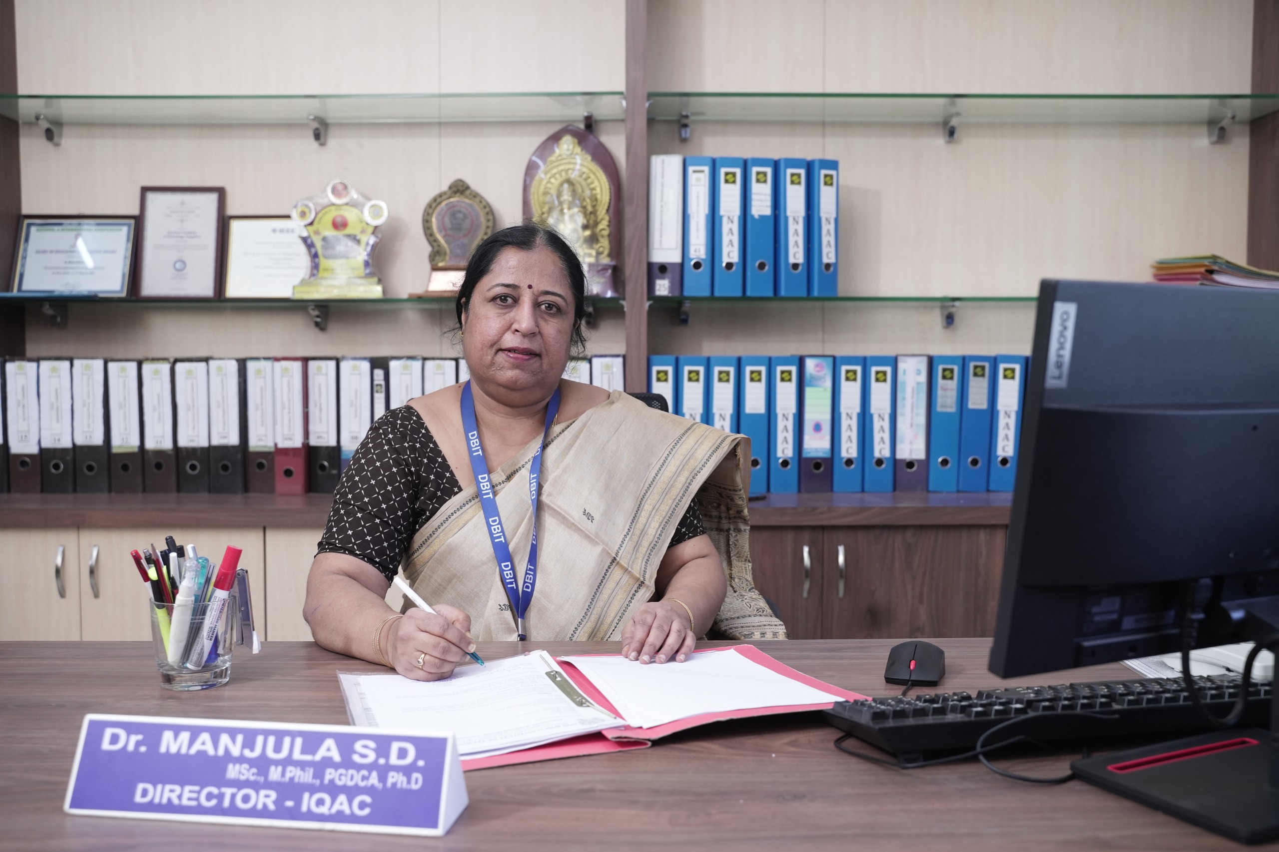 Dr Manjula SD